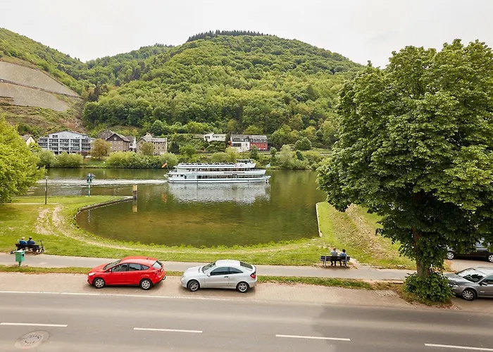 Ferienwohnung Edeltrud Deluxe Moselblick